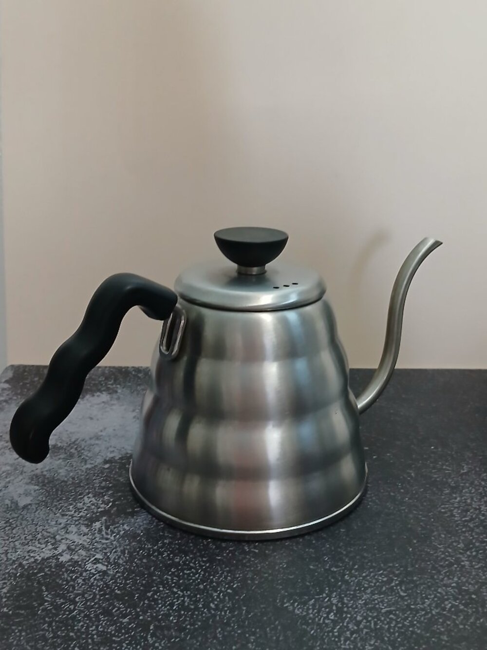 Hario 1.2L Gooseneck, Beehive Shaped Stainless Steel Kettle